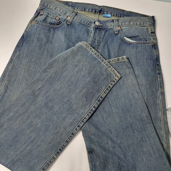 Levi's Original Men's 501 jeans Size 38x34L Button Fly 33022-0524 - Picture 6 of 9